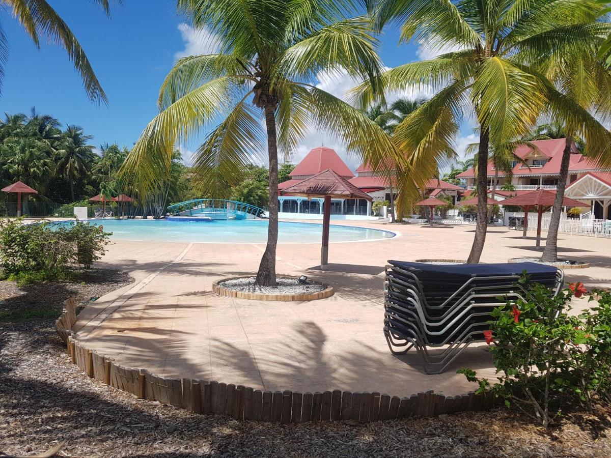 Caraibes Apparts-Resorts Сент-Анн Екстер'єр фото